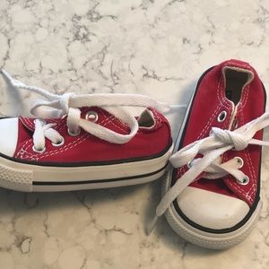 red converse youth size 3